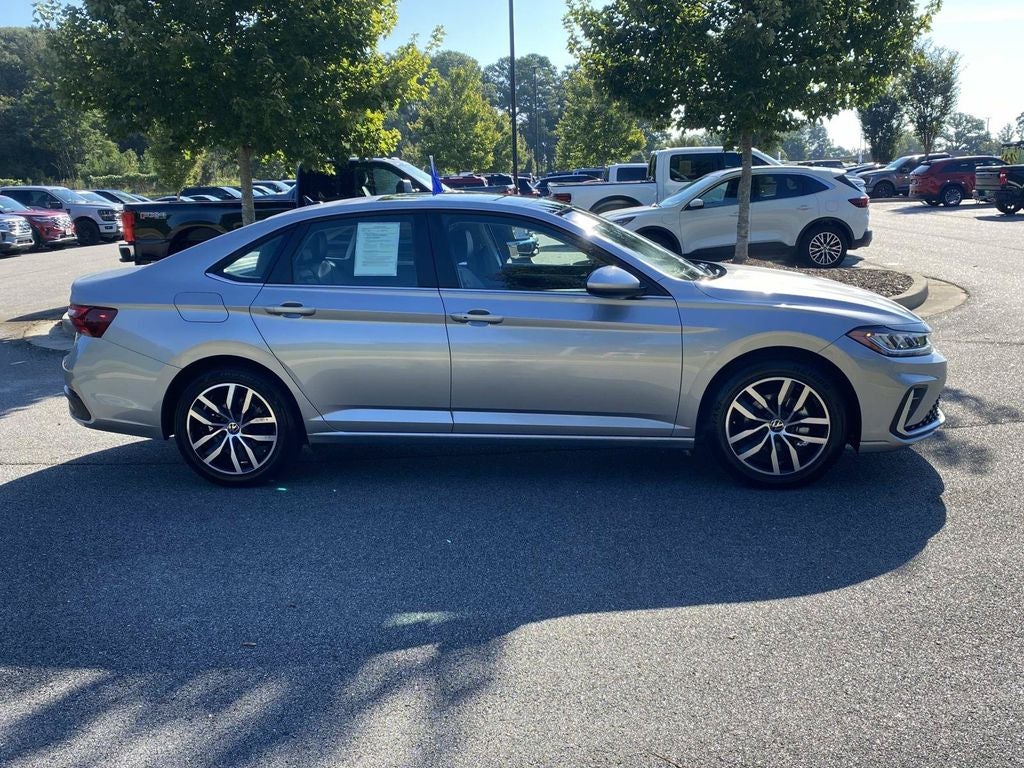 2025 Volkswagen Jetta 1.5T SE