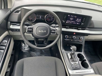 2024 Kia Carnival LX