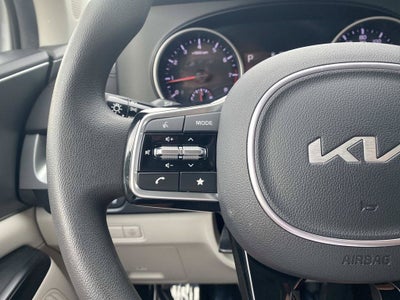 2024 Kia Carnival LX