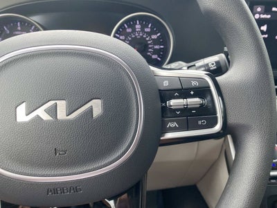 2024 Kia Carnival LX
