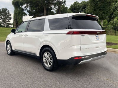 2024 Kia Carnival LX