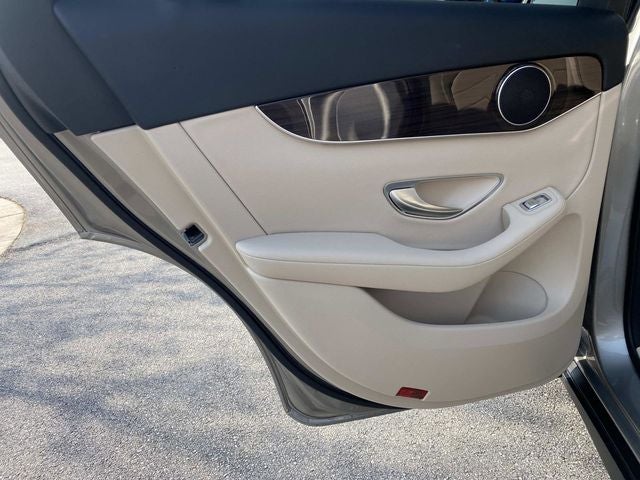 2021 Mercedes-Benz GLC GLC 300