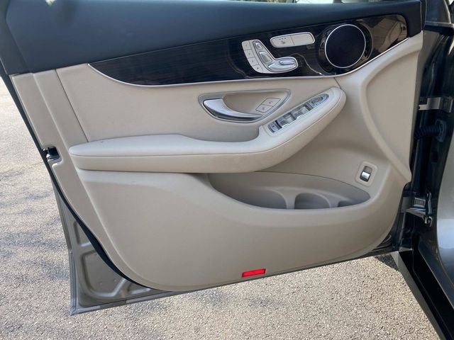 2021 Mercedes-Benz GLC GLC 300