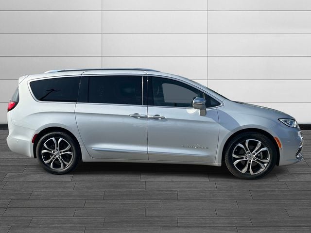 2024 Chrysler Pacifica Pinnacle