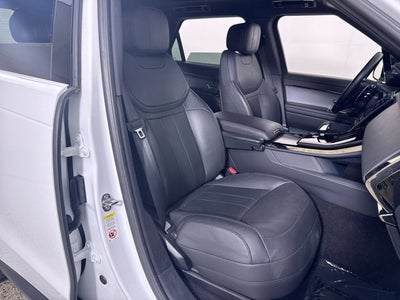 2025 Land Rover Range Rover Sport SE