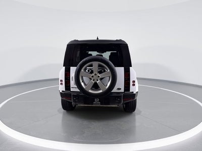 2023 Land Rover Defender X-Dynamic SE
