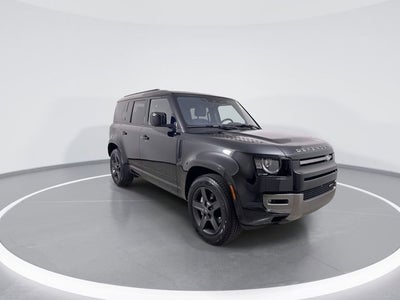 2022 Land Rover Defender X-Dynamic SE