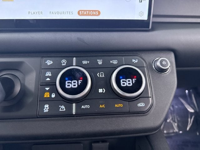2024 Land Rover Defender Carpathian Edition