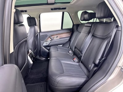 2023 Land Rover Range Rover SE