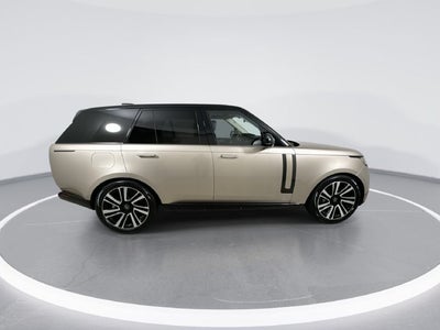 2023 Land Rover Range Rover SE