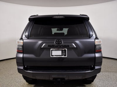 2022 Toyota 4Runner SR5