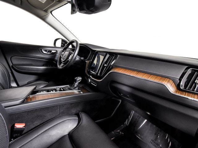 2019 Volvo XC60 T5 Inscription