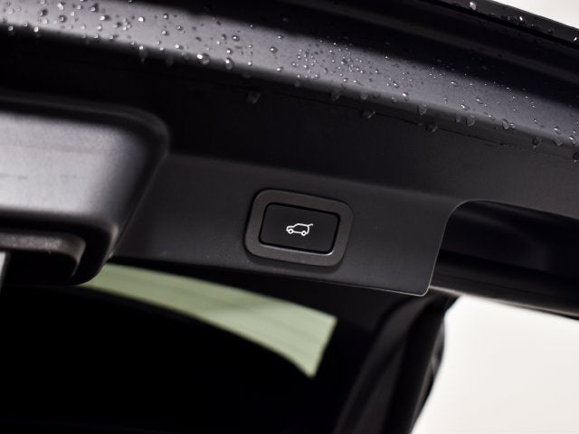 2021 Jaguar F-PACE P250