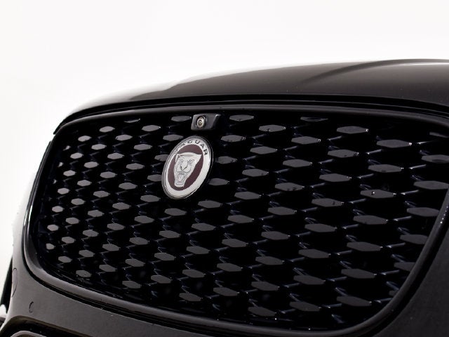2021 Jaguar F-PACE P250
