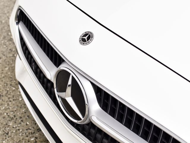 2025 Mercedes-Benz C 300 C 300