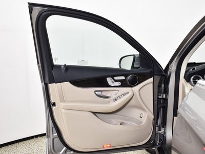 2022 Mercedes-Benz GLC 300 GLC 300