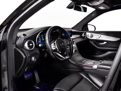 2021 Mercedes-Benz GLC 300 GLC 300
