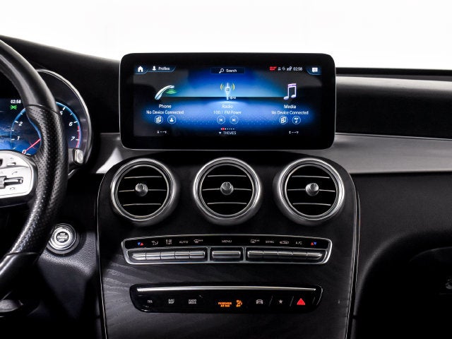 2021 Mercedes-Benz GLC 300 GLC 300