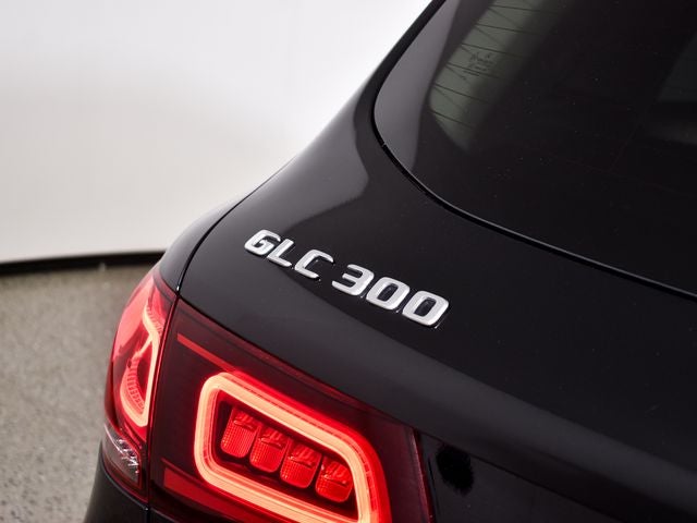2022 Mercedes-Benz GLC 300 GLC 300