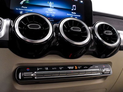 2022 Mercedes-Benz GLB 250 GLB 250