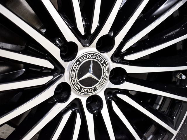 2025 Mercedes-Benz GLC 300 GLC 300