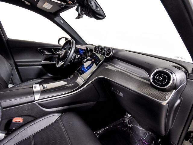 2025 Mercedes-Benz GLC 300 GLC 300