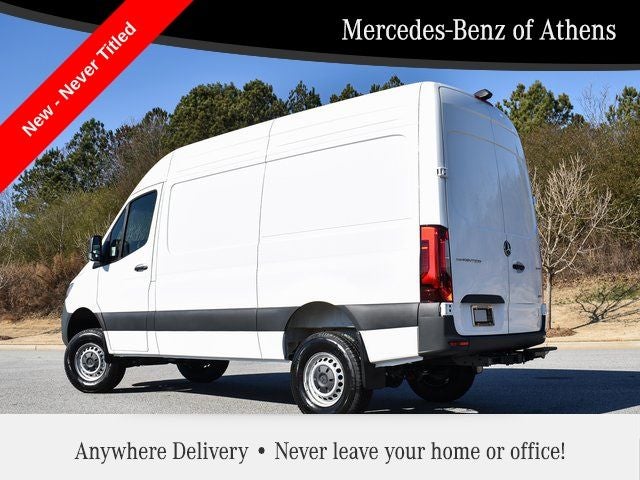 2024 Mercedes-Benz Sprinter Crew Van Cargo 144 WB 4MATIC®