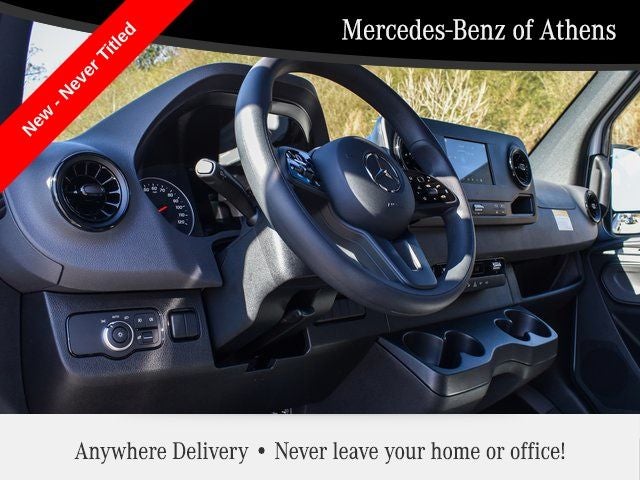 2024 Mercedes-Benz Sprinter Crew Van Cargo 144 WB 4MATIC®