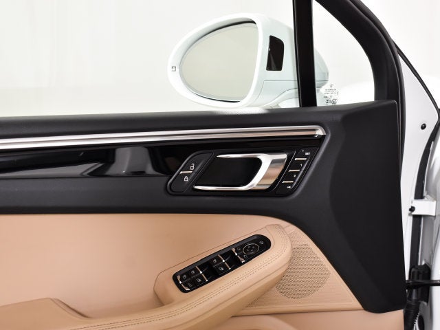 2024 Porsche Macan S