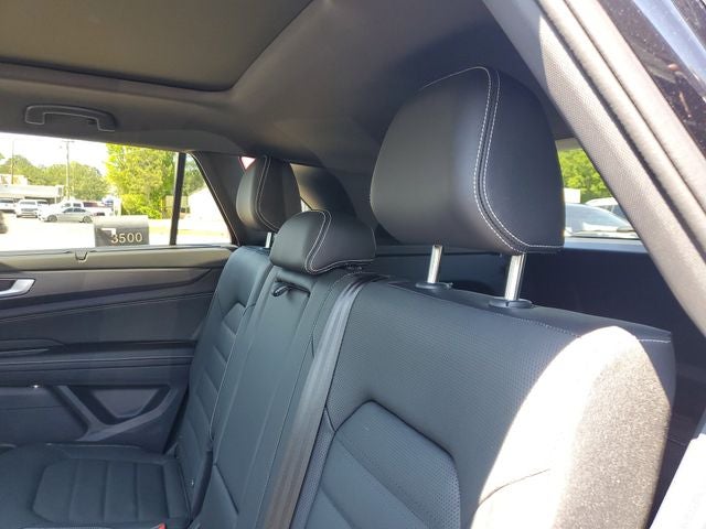 2025 Volkswagen Atlas Cross Sport 2.0T SEL