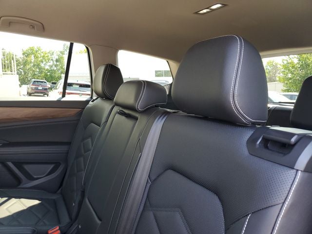 2026 Volkswagen Atlas SE