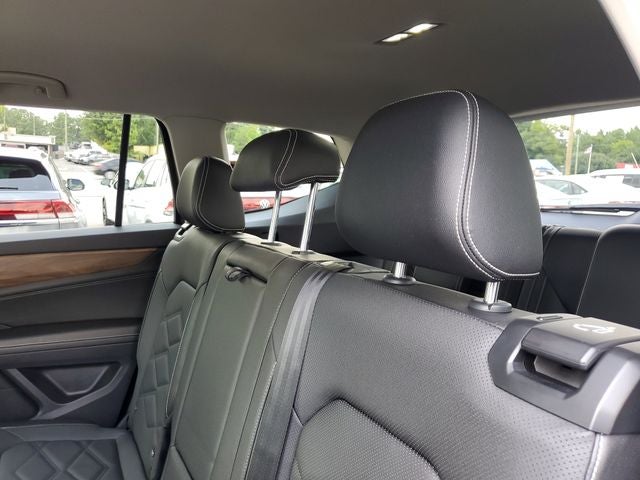 2025 Volkswagen Atlas 2.0T SE