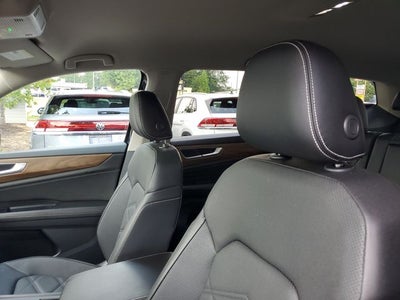 2025 Volkswagen Atlas 2.0T SE