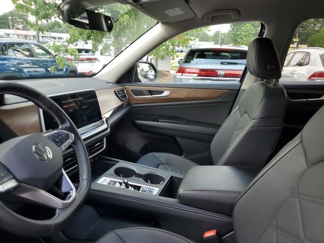 2025 Volkswagen Atlas 2.0T SE
