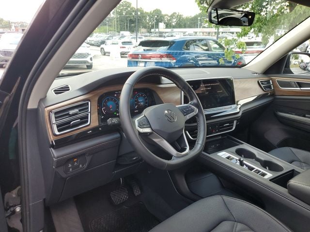 2025 Volkswagen Atlas 2.0T SE