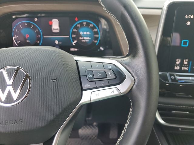 2025 Volkswagen Atlas 2.0T SE