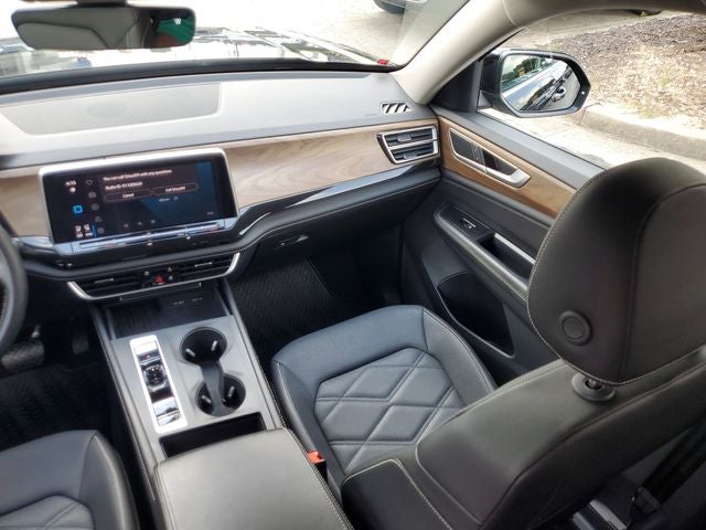 2025 Volkswagen Atlas 2.0T SE