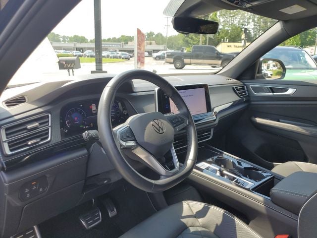 2025 Volkswagen Atlas Cross Sport 2.0T SEL Premium R-Line