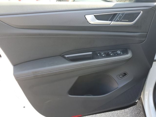 2025 Volkswagen Atlas Cross Sport 2.0T SEL Premium R-Line