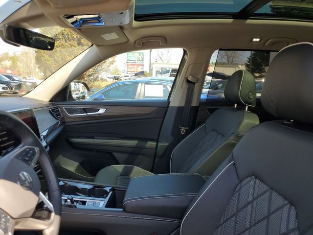 2025 Volkswagen Atlas 2.0T SEL Premium R-Line