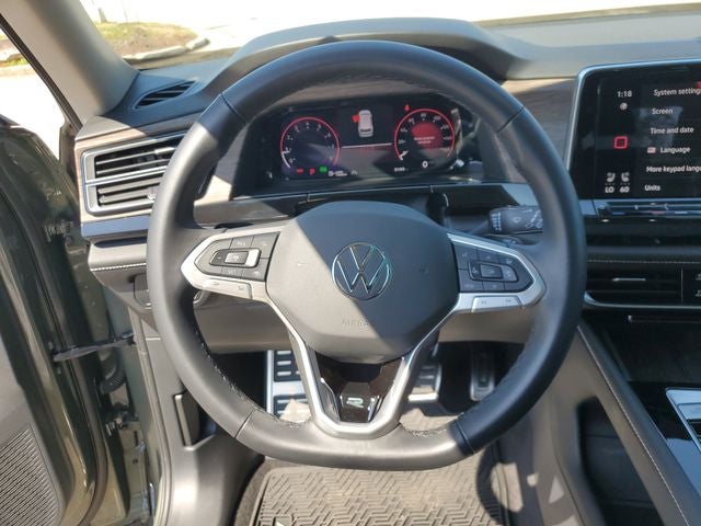 2025 Volkswagen Atlas 2.0T SEL Premium R-Line