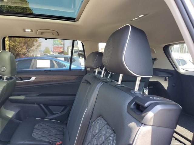 2025 Volkswagen Atlas 2.0T SEL Premium R-Line