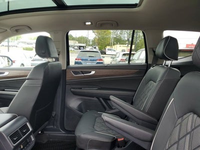 2025 Volkswagen Atlas 2.0T SEL Premium R-Line