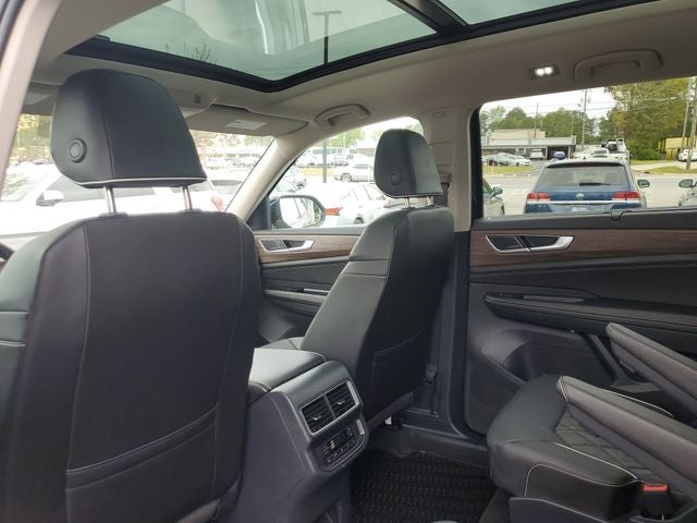 2025 Volkswagen Atlas 2.0T SEL Premium R-Line