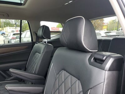 2025 Volkswagen Atlas 2.0T SEL Premium R-Line