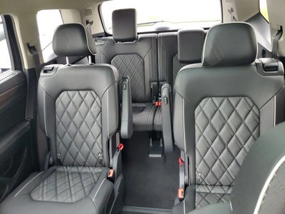 2025 Volkswagen Atlas 2.0T SEL Premium R-Line