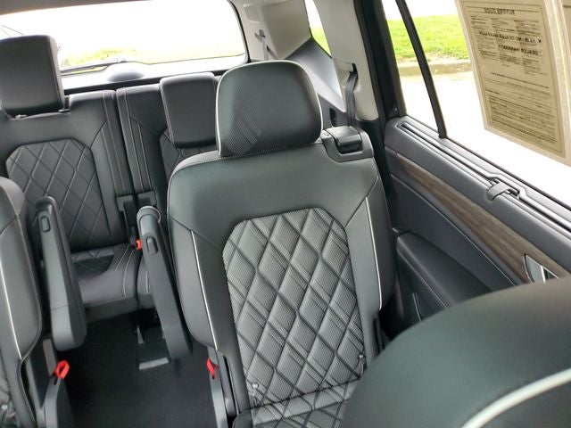 2025 Volkswagen Atlas 2.0T SEL Premium R-Line