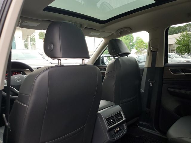 2025 Volkswagen Atlas 2.0T SEL Premium R-Line