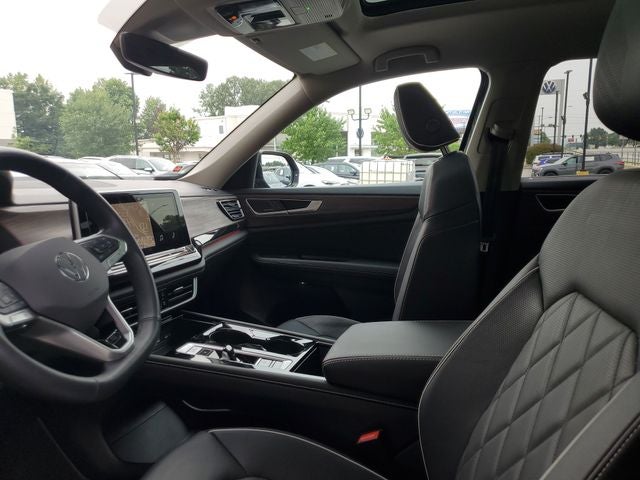 2025 Volkswagen Atlas 2.0T SEL Premium R-Line