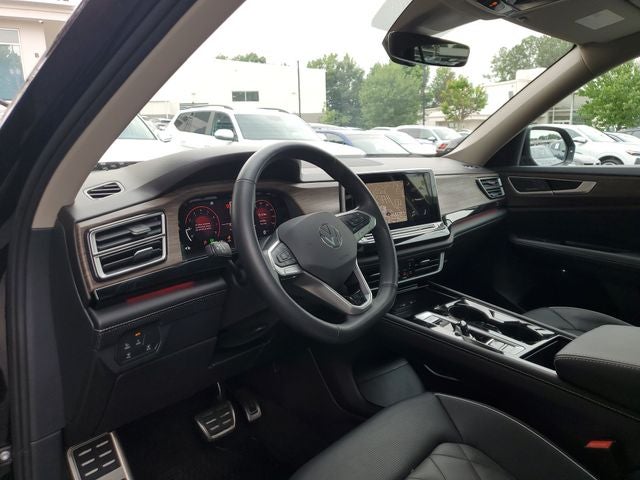 2025 Volkswagen Atlas 2.0T SEL Premium R-Line